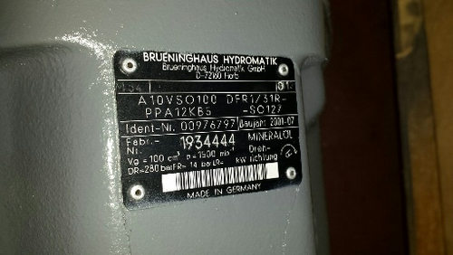 Pompa idraulica Brueninghaus Hydromatik A10VSO 100DFR1/31R collegata a pompa Brueninghaus Hydromatik A10VSC71DFR/31R